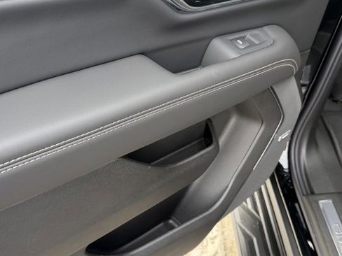 New 2026 GMC Yukon Elevation w/ Elevation Premium Package image 8