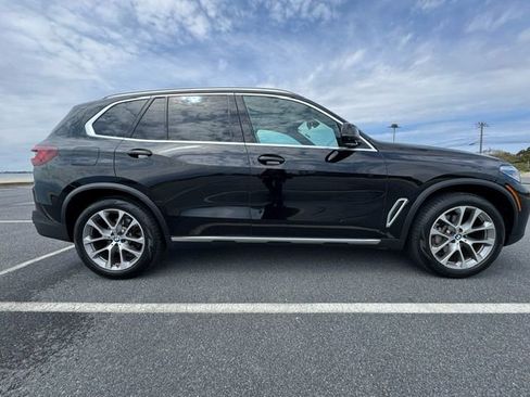 Used 2021 BMW X5 xDrive40i w/ Premium Package AWD/4WD image 5
