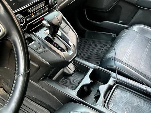 Used 2017 Honda CR-V Touring image 15