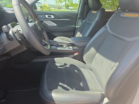 New 2026 Ford Explorer Tremor w/ Tremor Ultimate Package AWD/4WD image 17