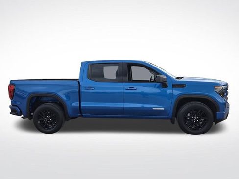 Used 2023 GMC Sierra 1500 Elevation RWD image 11