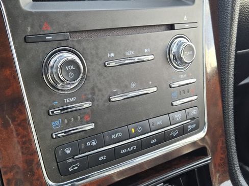 Used 2017 Lincoln Navigator L Select image 27