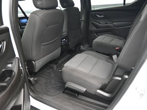 Used 2023 Chevrolet Traverse LT AWD/4WD image 27