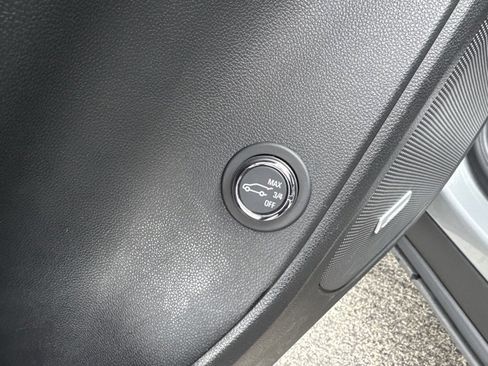 Used 2023 Chevrolet Blazer RS w/ Driver Confidence II Package image 20