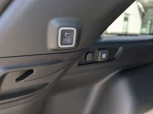 New 2025 Jeep Grand Cherokee Limited w/ Black Appearance Package image 37