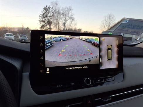 New 2025 Mitsubishi Outlander AWD image 11