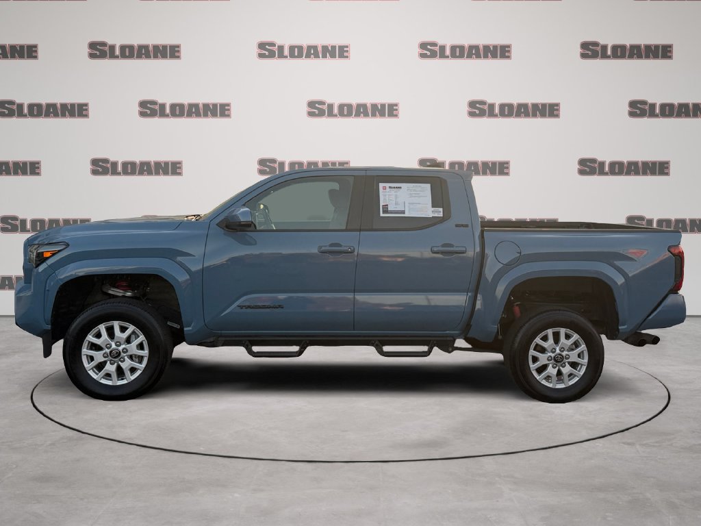 Used 2026 Toyota Tacoma SR5 AWD/4WD image 2