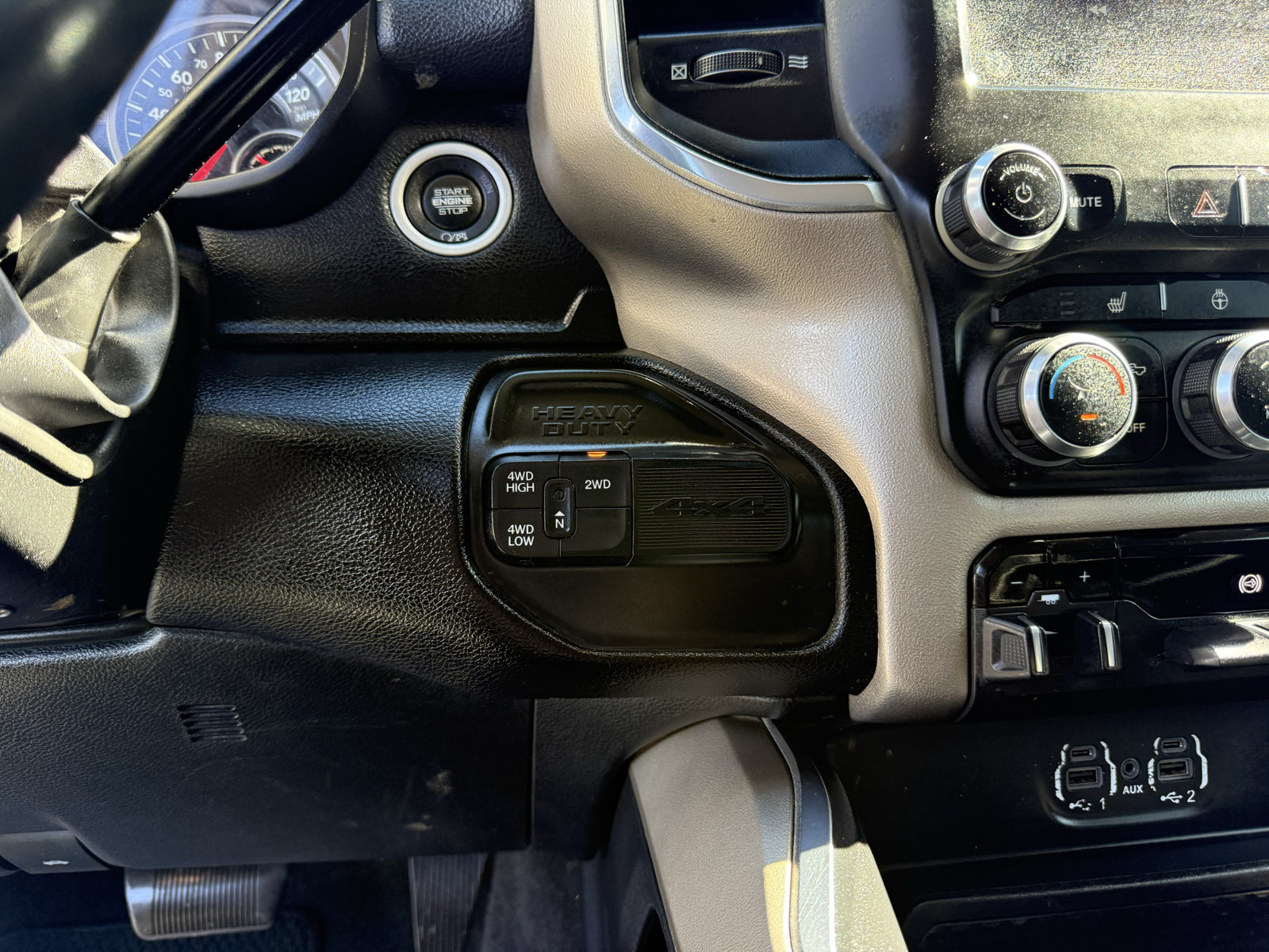 Used 2021 RAM 3500 Laramie AWD/4WD image 16