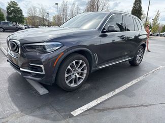 Used 2023 BMW X5 xDrive40i video 1