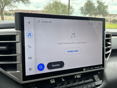 Used 2023 Toyota Tundra Limited image 20