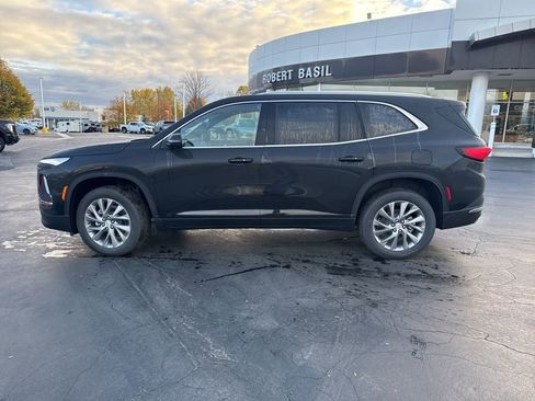 New 2026 Buick Enclave Preferred w/ Power Package image 7