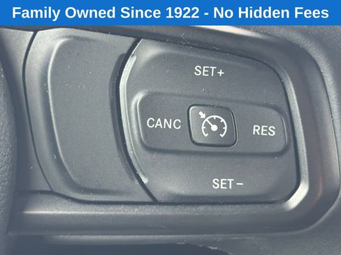 Used 2022 Jeep Wrangler Unlimited Sport AWD/4WD image 24