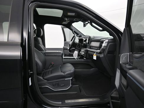 New 2026 Ford F250 Platinum w/ Tremor Off-Road Package image 10