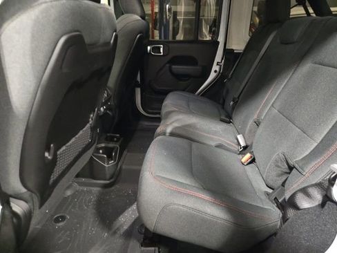 Used 2026 Jeep Wrangler Unlimited Rubicon image 12