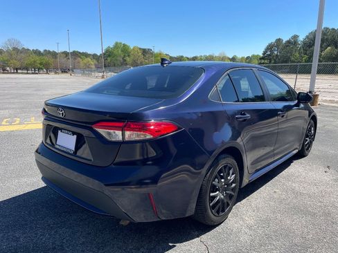Used 2020 Toyota Corolla LE image 6