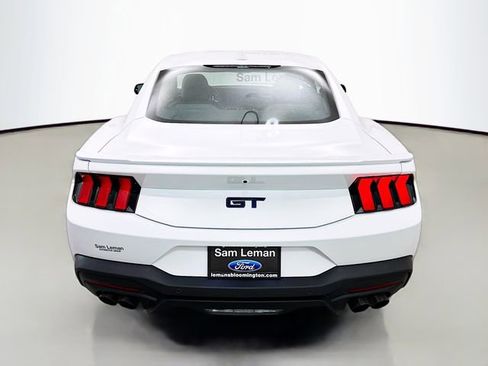 Used 2025 Ford Mustang GT Premium image 6