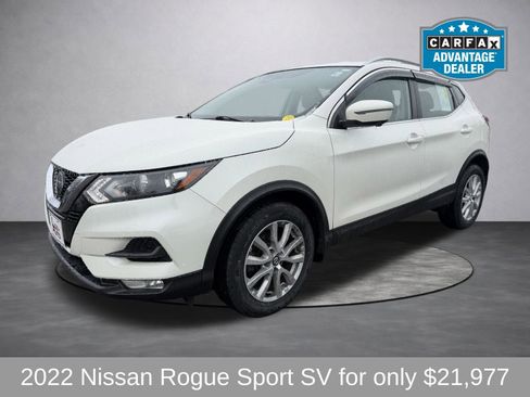 Used 2022 Nissan Rogue Sport SV w/ Technology Package image 4