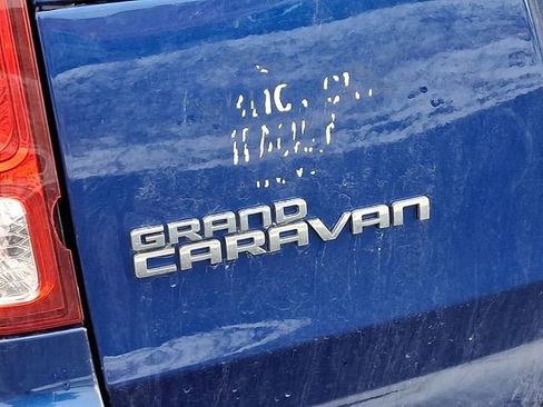 Used 2019 Dodge Grand Caravan SE w/ UConnect Hands-Free Group image 4