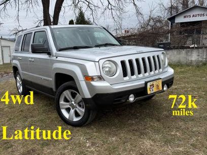 Used 2011 Jeep Patriot Latitude w/ Sun/Sound Group