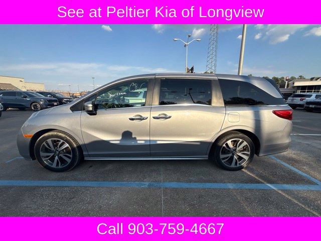 Used 2021 Honda Odyssey Touring image 2