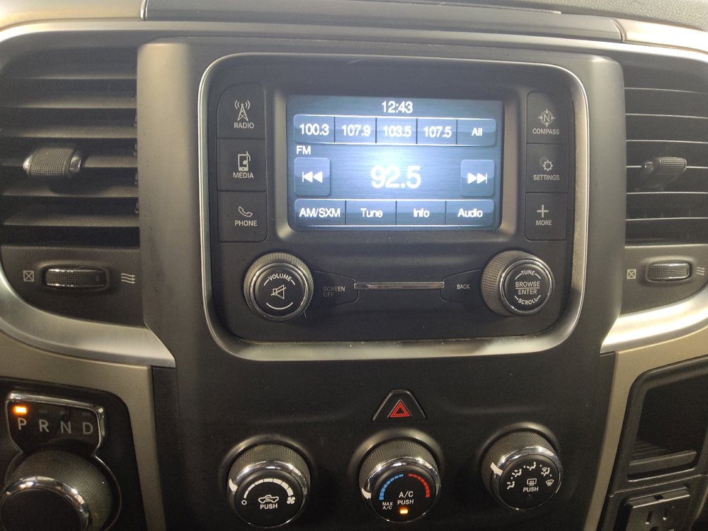 Used 2016 RAM 1500 Big Horn RWD image 25