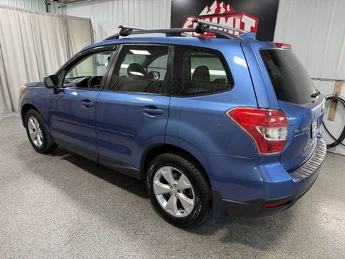 Used 2016 Subaru Forester 2.5i Premium w/ All-Weather Package AWD/4WD image 6