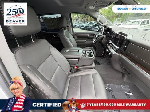 Used 2022 GMC Sierra 1500 SLT w/ X31 Off-Road Package AWD/4WD image 23