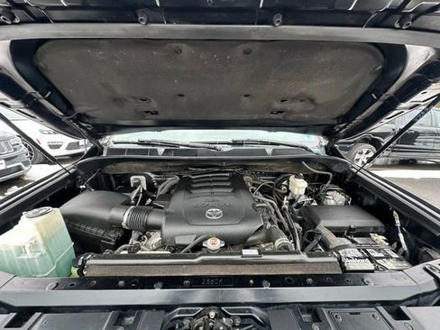 Used 2019 Toyota Tundra Platinum image 15