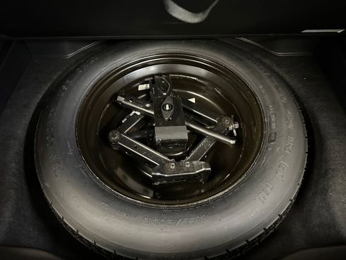 Used 2020 Jeep Cherokee Latitude Plus image 22