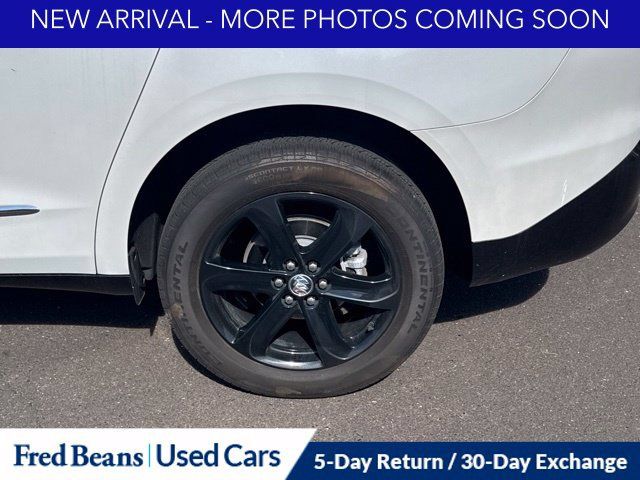 Used 2024 Buick Enclave Essence w/ Experience Buick Package AWD/4WD image 8