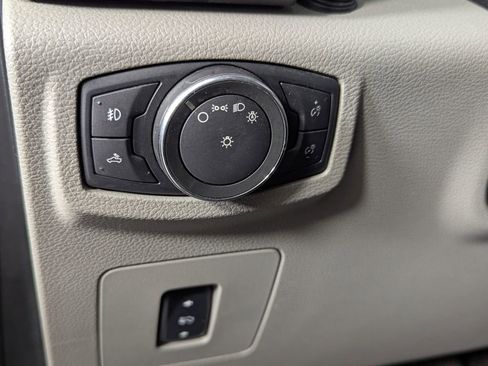 Used 2016 Ford F150 XLT w/ Equipment Group 301A Mid image 14