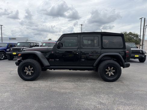 Used 2020 Jeep Wrangler Unlimited Rubicon AWD/4WD image 2