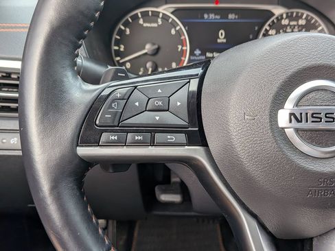 Used 2019 Nissan Altima 2.5 SR FWD image 19
