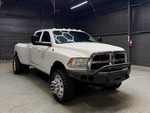 Used 2014 RAM 3500 Tradesman w/ Chrome Appearance Group AWD/4WD image 3