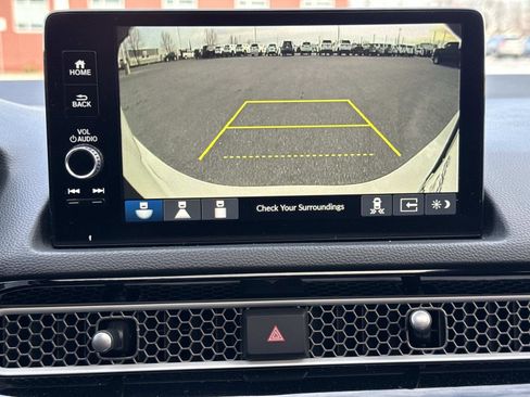 Used 2025 Honda Civic Sport Touring image 5