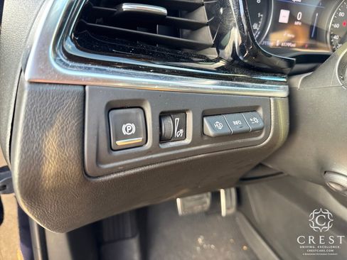 Used 2021 Cadillac XT6 Sport w/ Platinum Package image 23