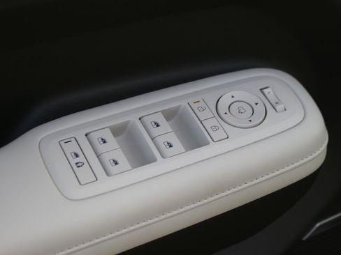 Used 2024 Hyundai Santa Fe Calligraphy AWD/4WD image 13