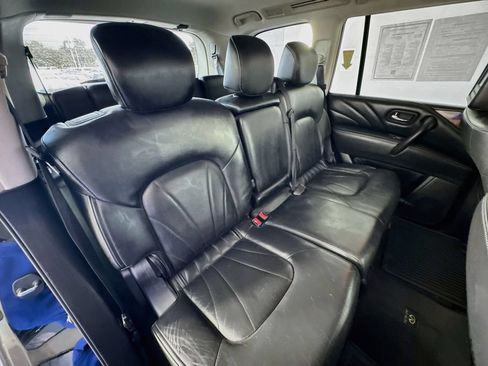 Used 2015 INFINITI QX80 2WD w/ Deluxe Technology Package image 31