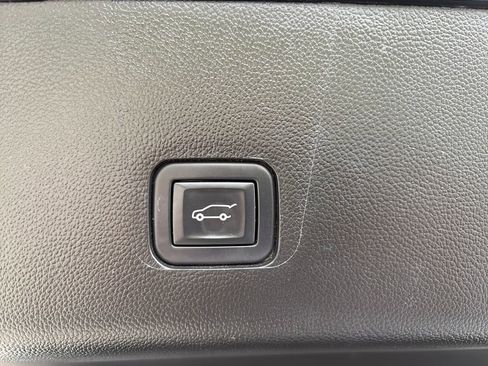 Certified 2021 Chevrolet Traverse Premier w/ Redline Edition image 35