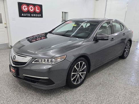 Used 2017 Acura TLX V6 FWD image 3