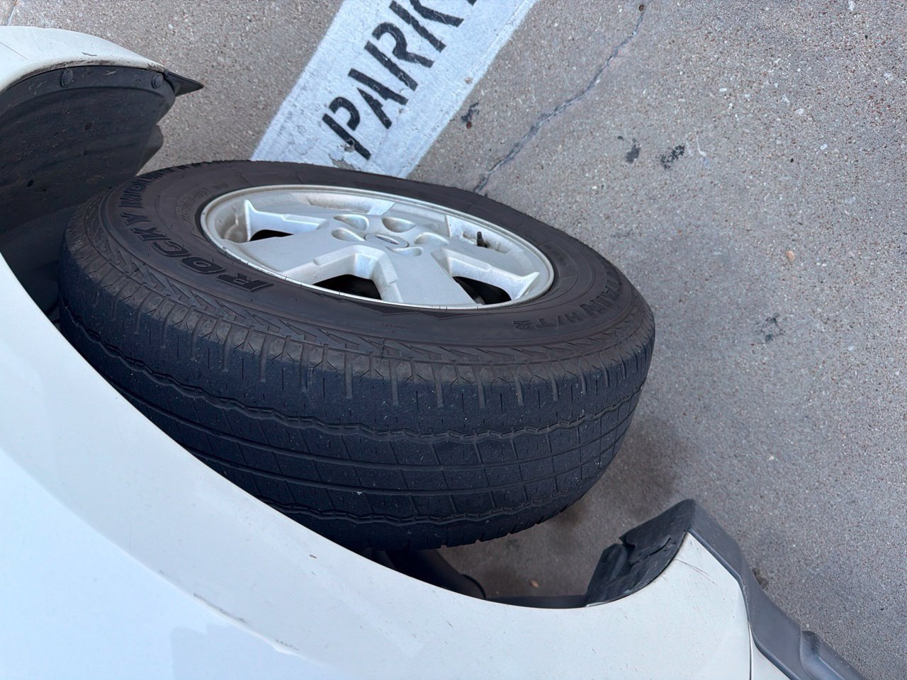 Used 2012 Ford Escape XLS FWD image 6