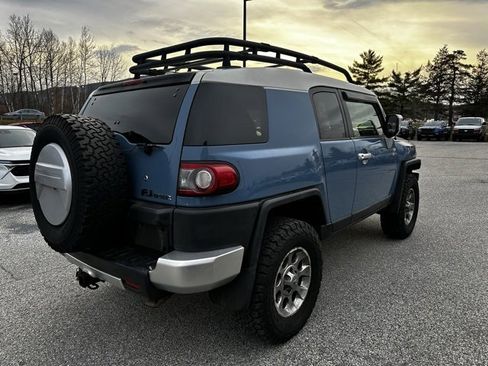 Used 2013 Toyota FJ Cruiser 4WD image 5