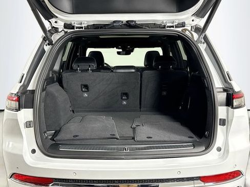 Used 2023 Jeep Grand Cherokee Overland image 28
