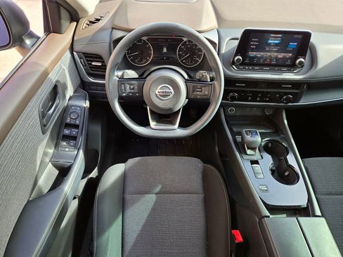 Used 2021 Nissan Rogue S image 8