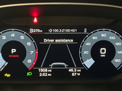 Used 2025 Audi Q3 2.0T Premium w/ Convenience Package image 15