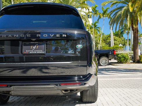 Used 2023 Land Rover Range Rover Long Wheelbase Autobiography image 21