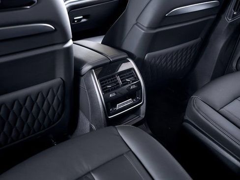 Used 2025 BMW ALPINA XB7 image 30