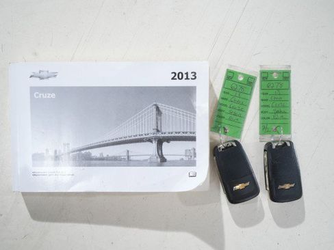 Used 2013 Chevrolet Cruze LS image 56