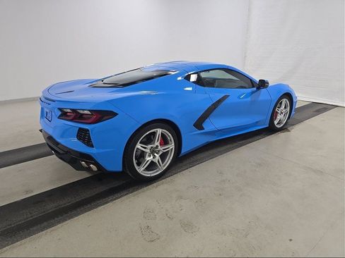 Used 2023 Chevrolet Corvette Stingray Coupe w/ 1LT RWD image 2