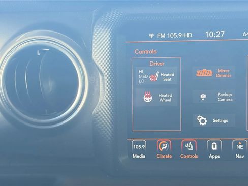 Used 2020 Jeep Wrangler Unlimited Sahara AWD/4WD image 25
